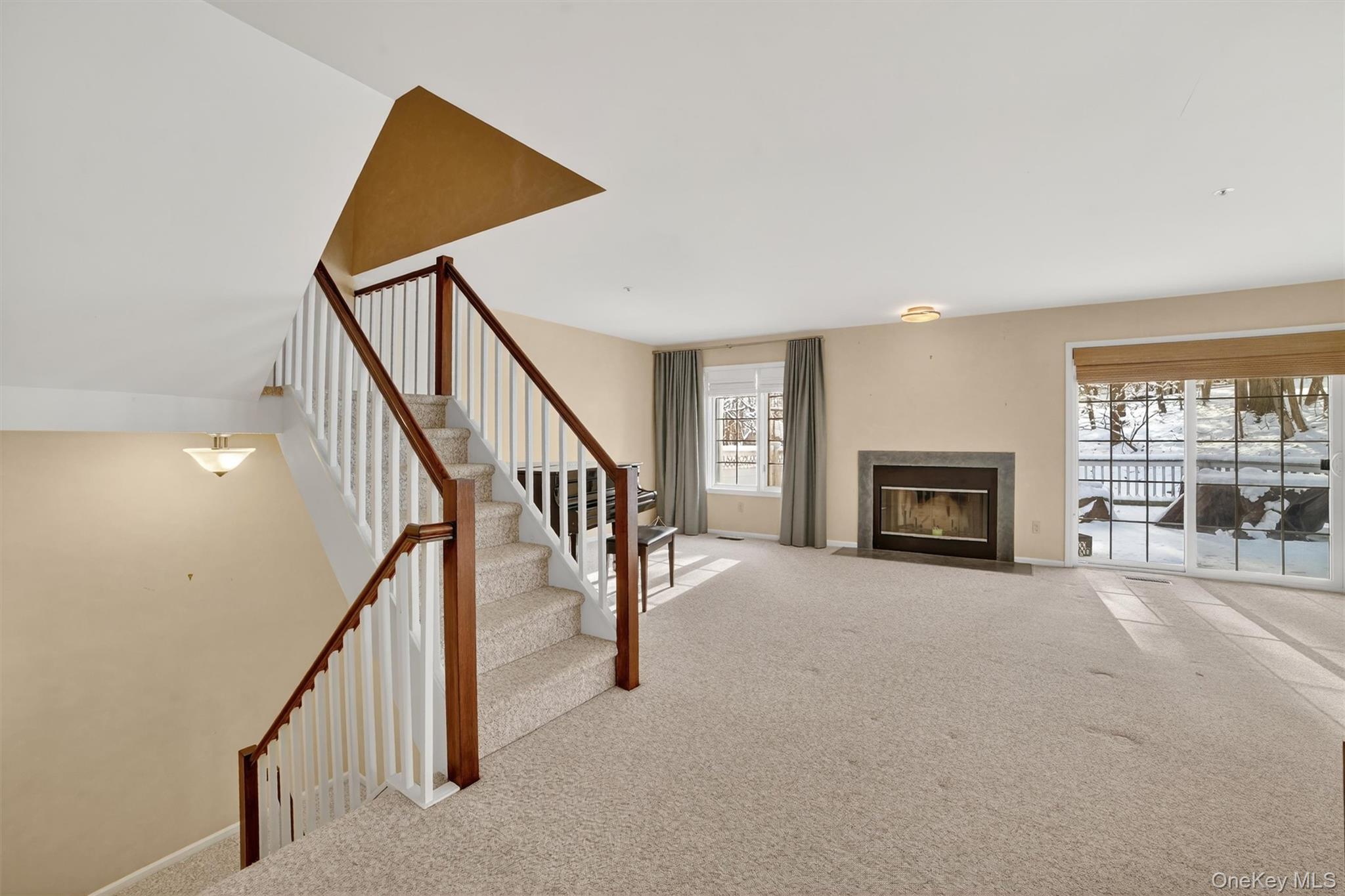 23 Berrybush Lane, Hastings-on-Hudson, NY 10706