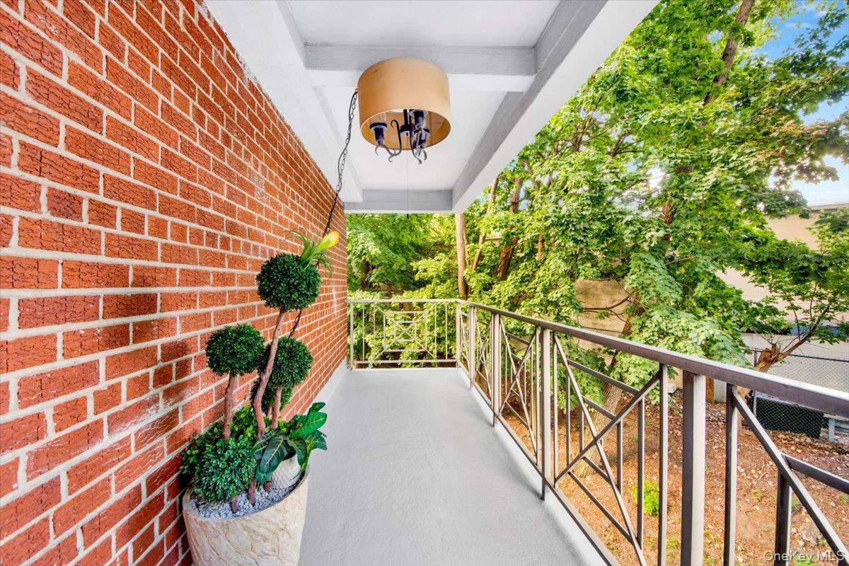 1 Balint Drive # 366, Yonkers, NY 10710