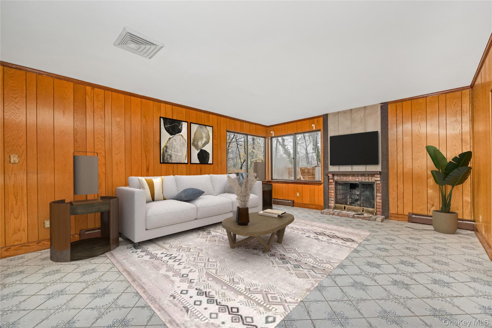 21 Hitching Post Lane, Glen Cove, NY 11542