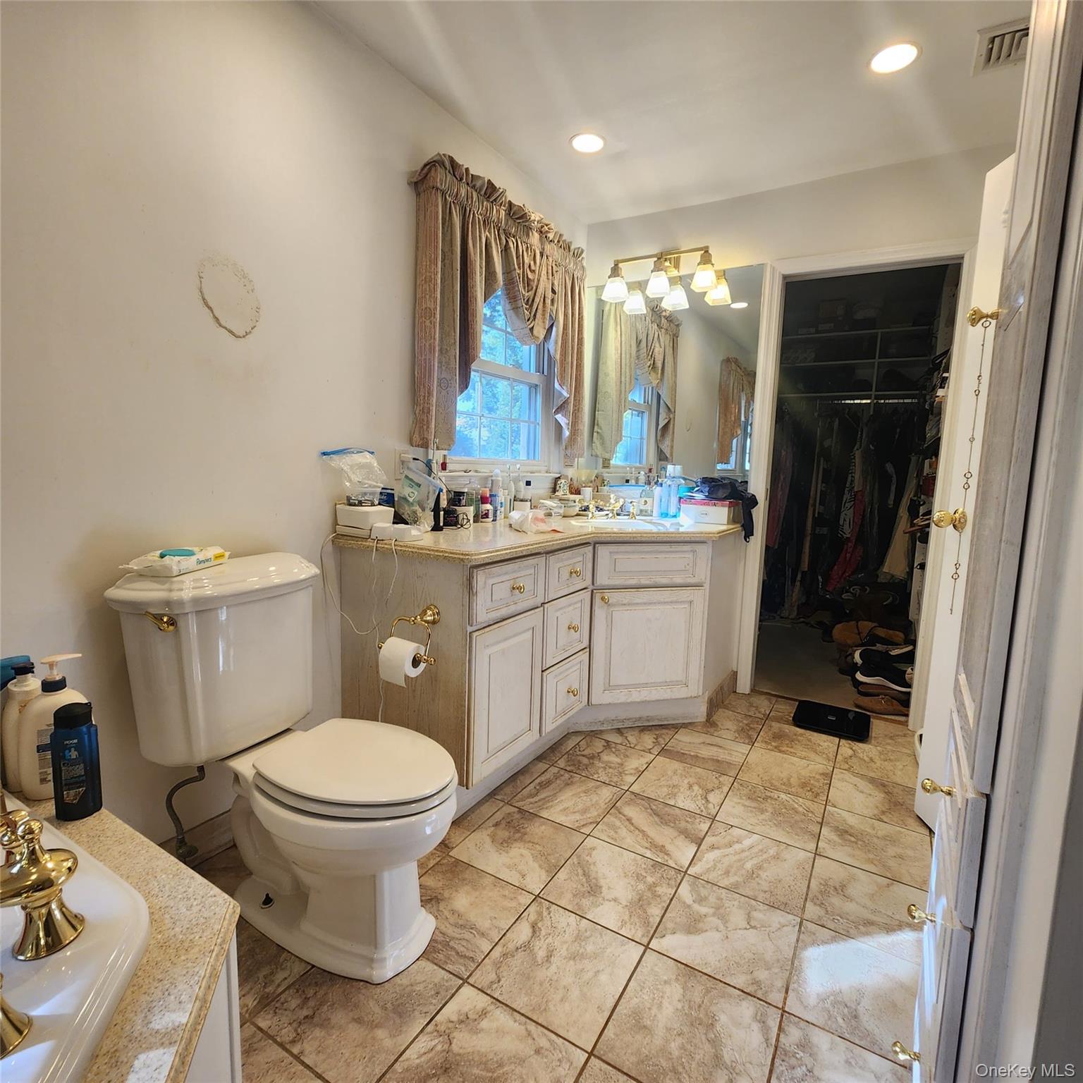 24 Highridge Road, Hartsdale, NY 10530