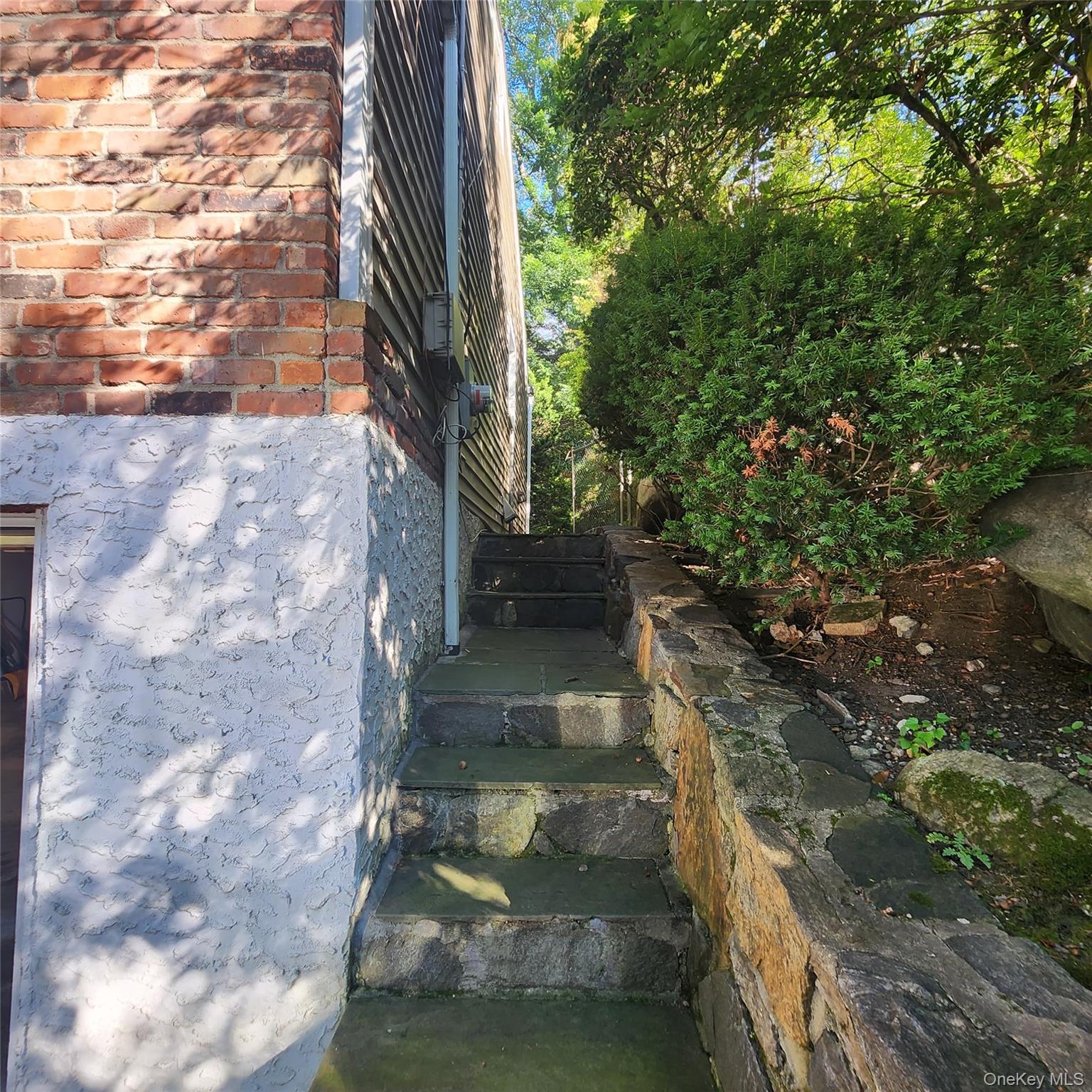 24 Highridge Road, Hartsdale, NY 10530