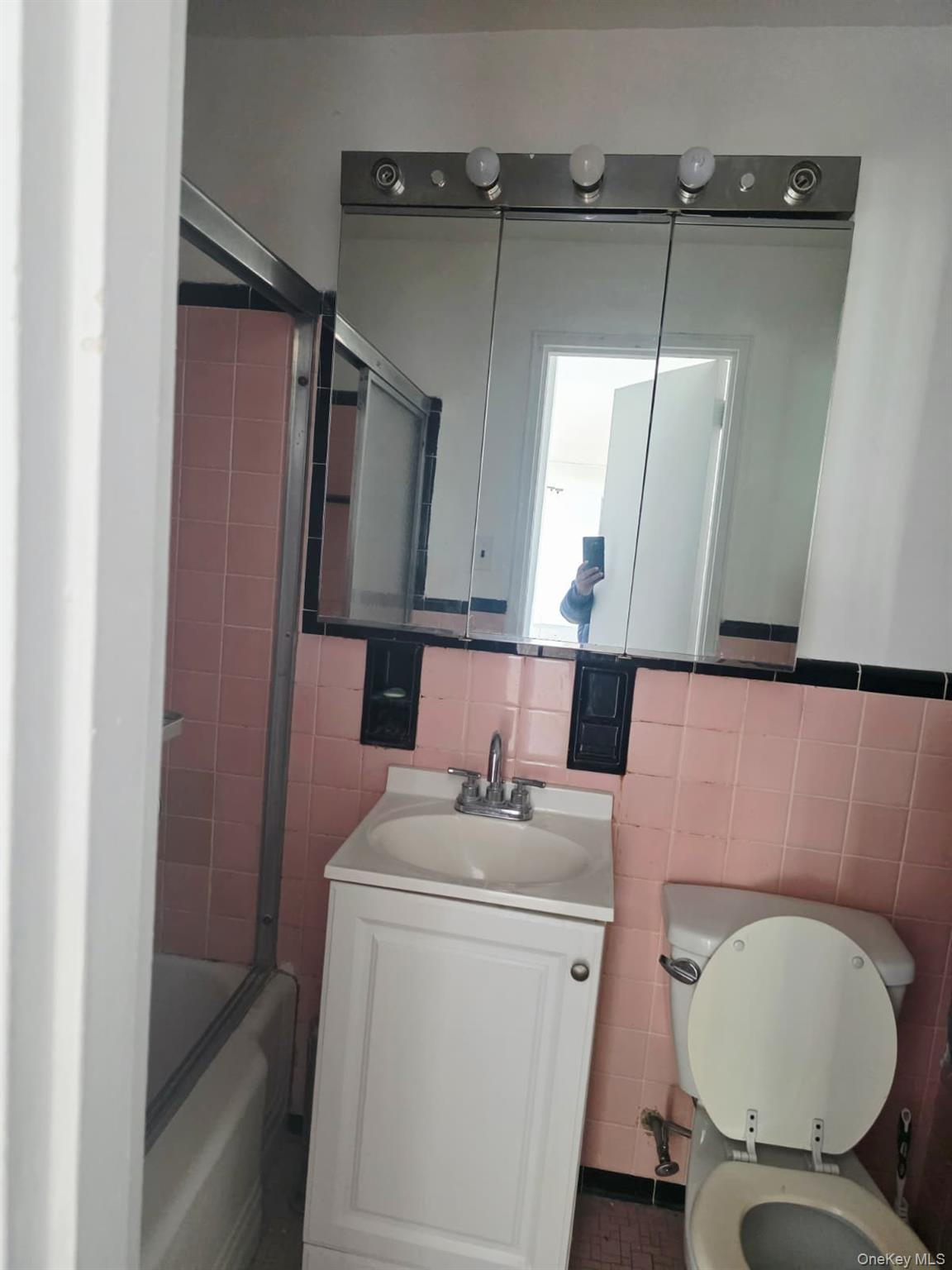 16420 Highland Avenue # 2V, Jamaica Hills, NY 11432