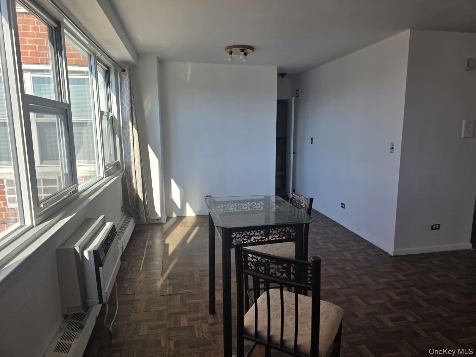 16420 Highland Avenue # 2V, Jamaica Hills, NY 11432