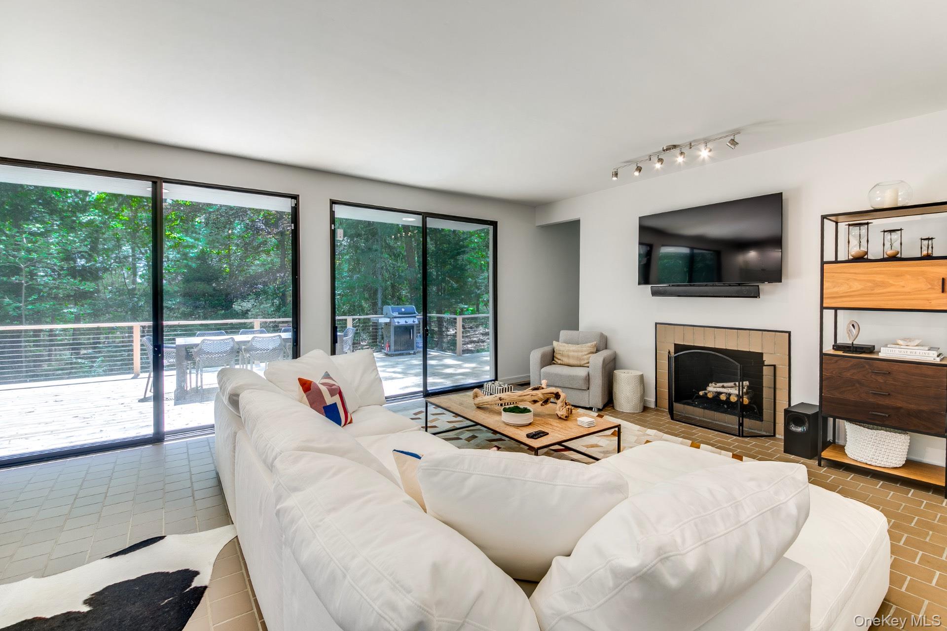 376 Stephen Hands Path, East Hampton, NY 11937