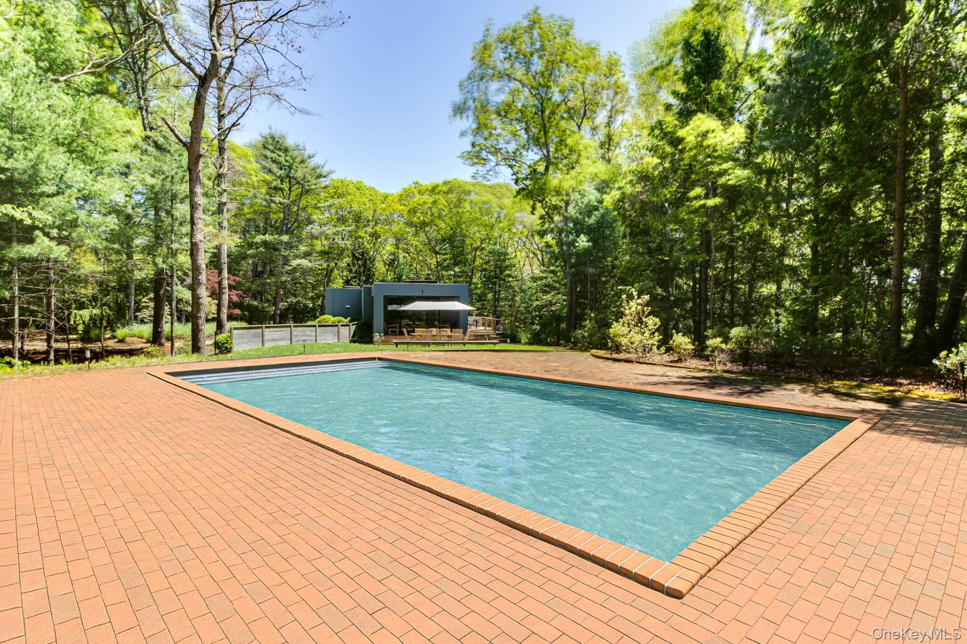 376 Stephen Hands Path, East Hampton, NY 11937