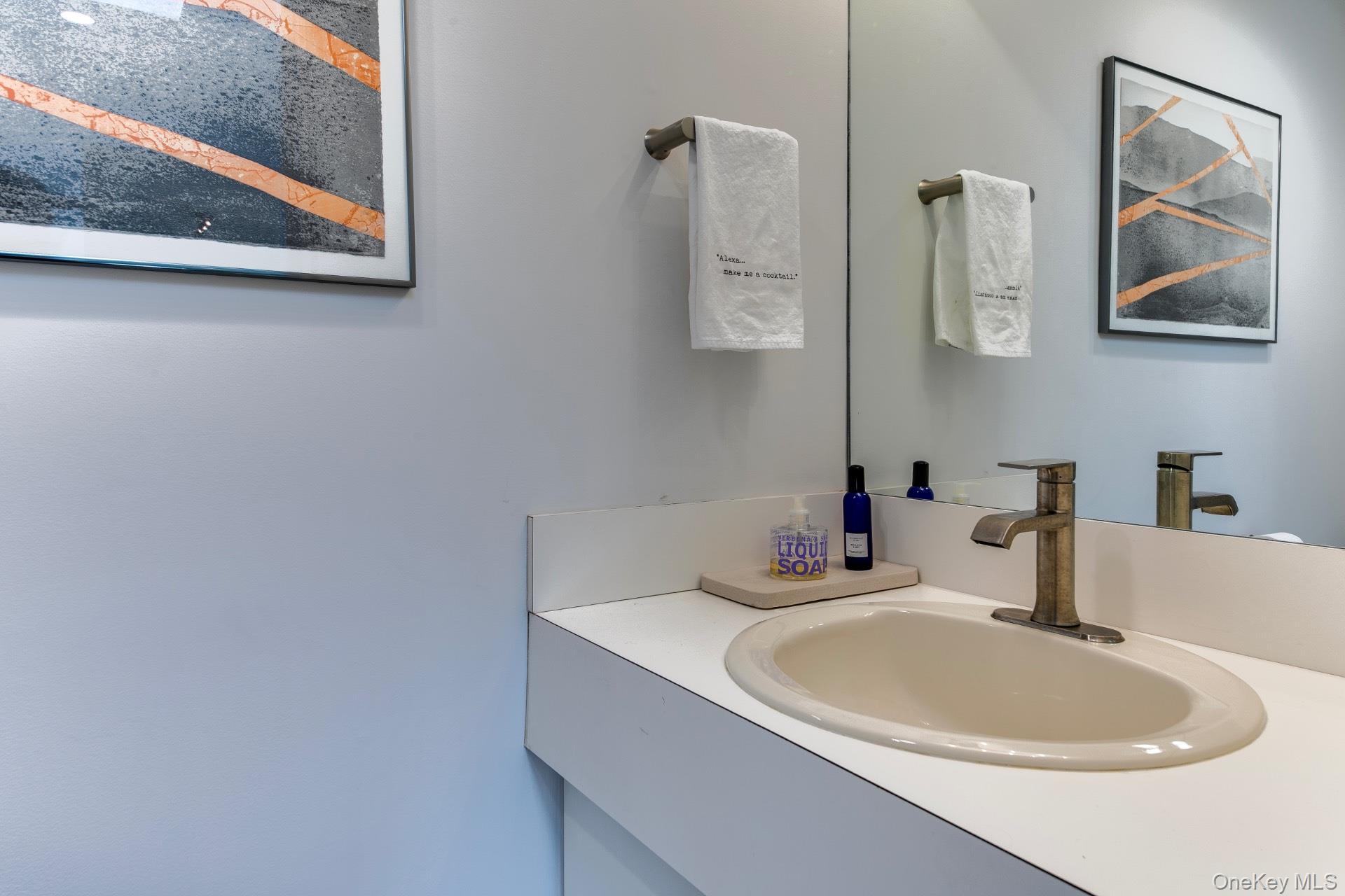 376 Stephen Hands Path, East Hampton, NY 11937