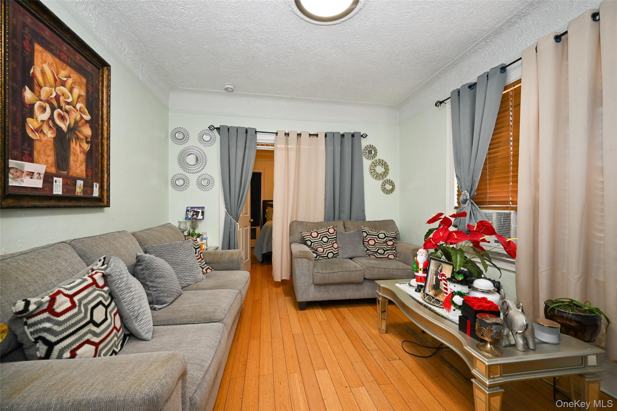 9601 42nd Avenue, Corona, NY 11368