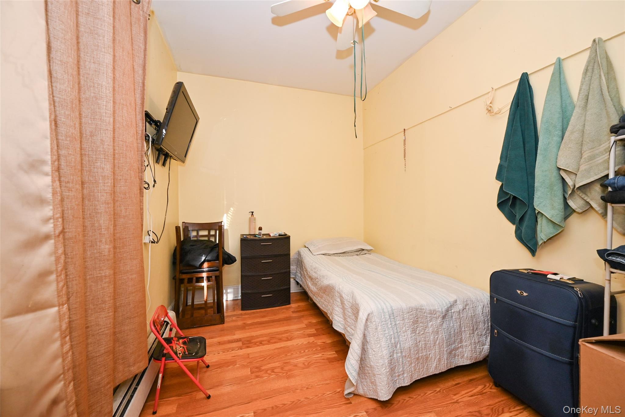 9601 42nd Avenue, Corona, NY 11368