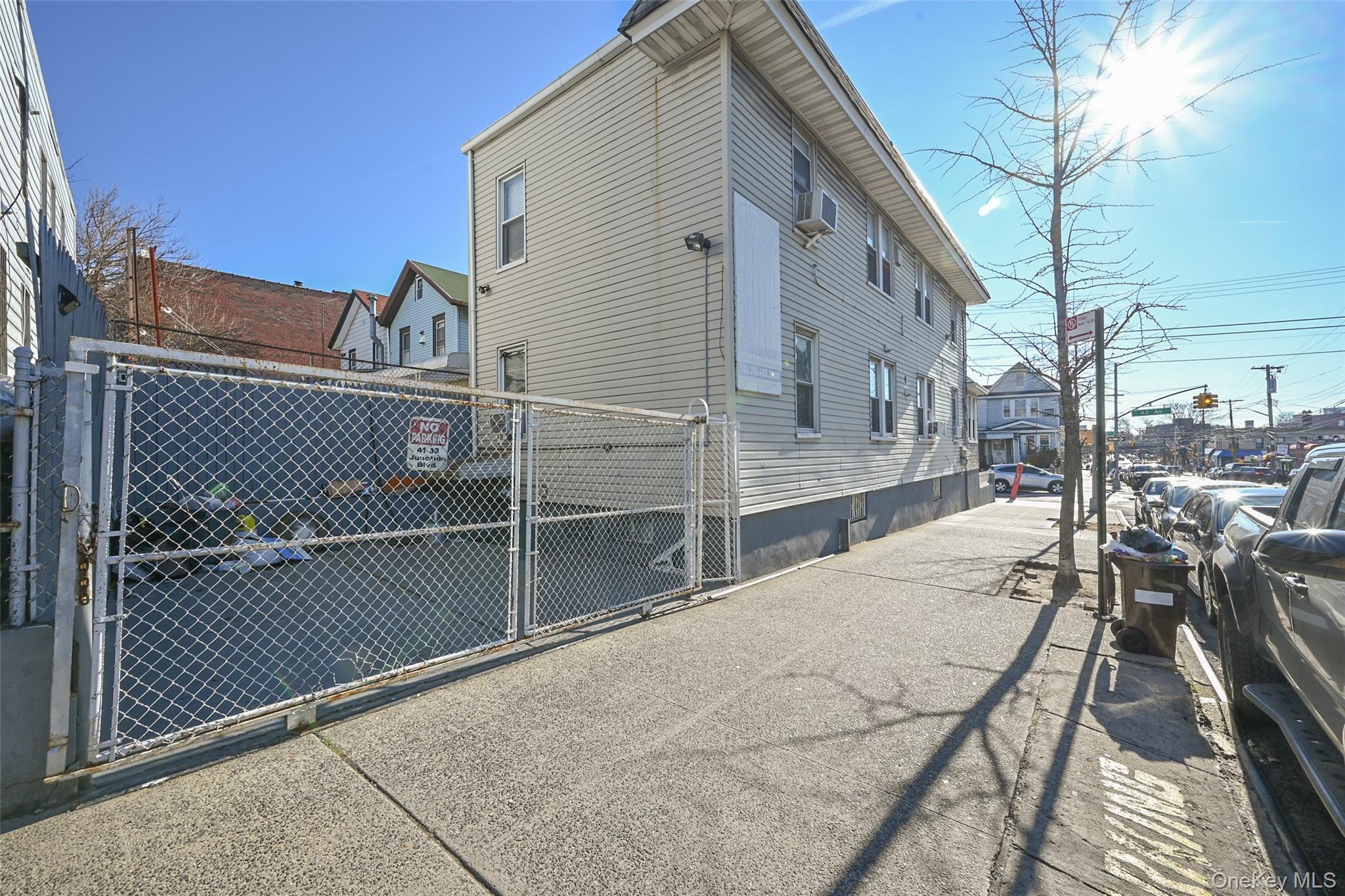 9601 42nd Avenue, Corona, NY 11368