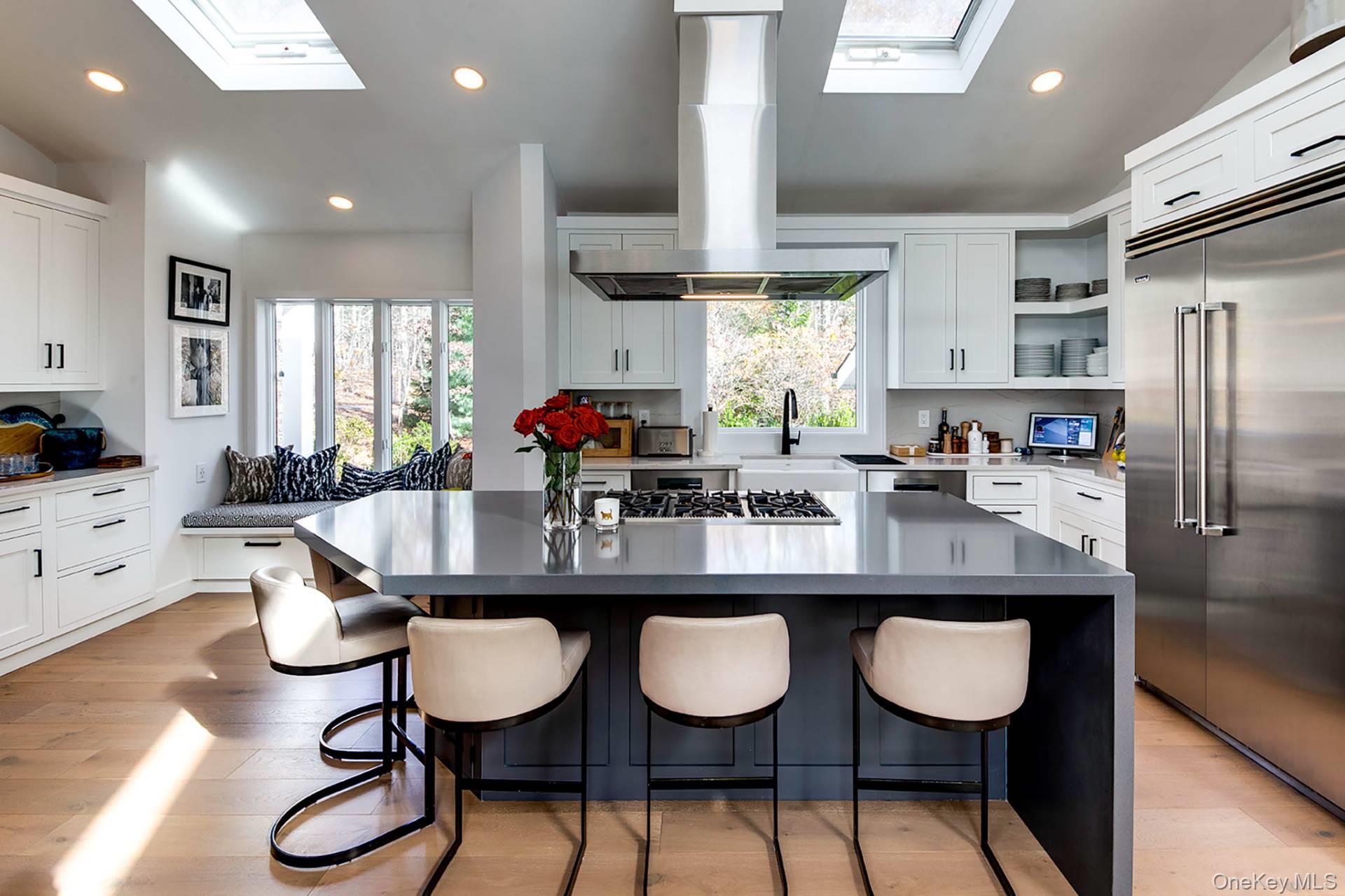 370 Stephen Hands Path, East Hampton, NY 11937