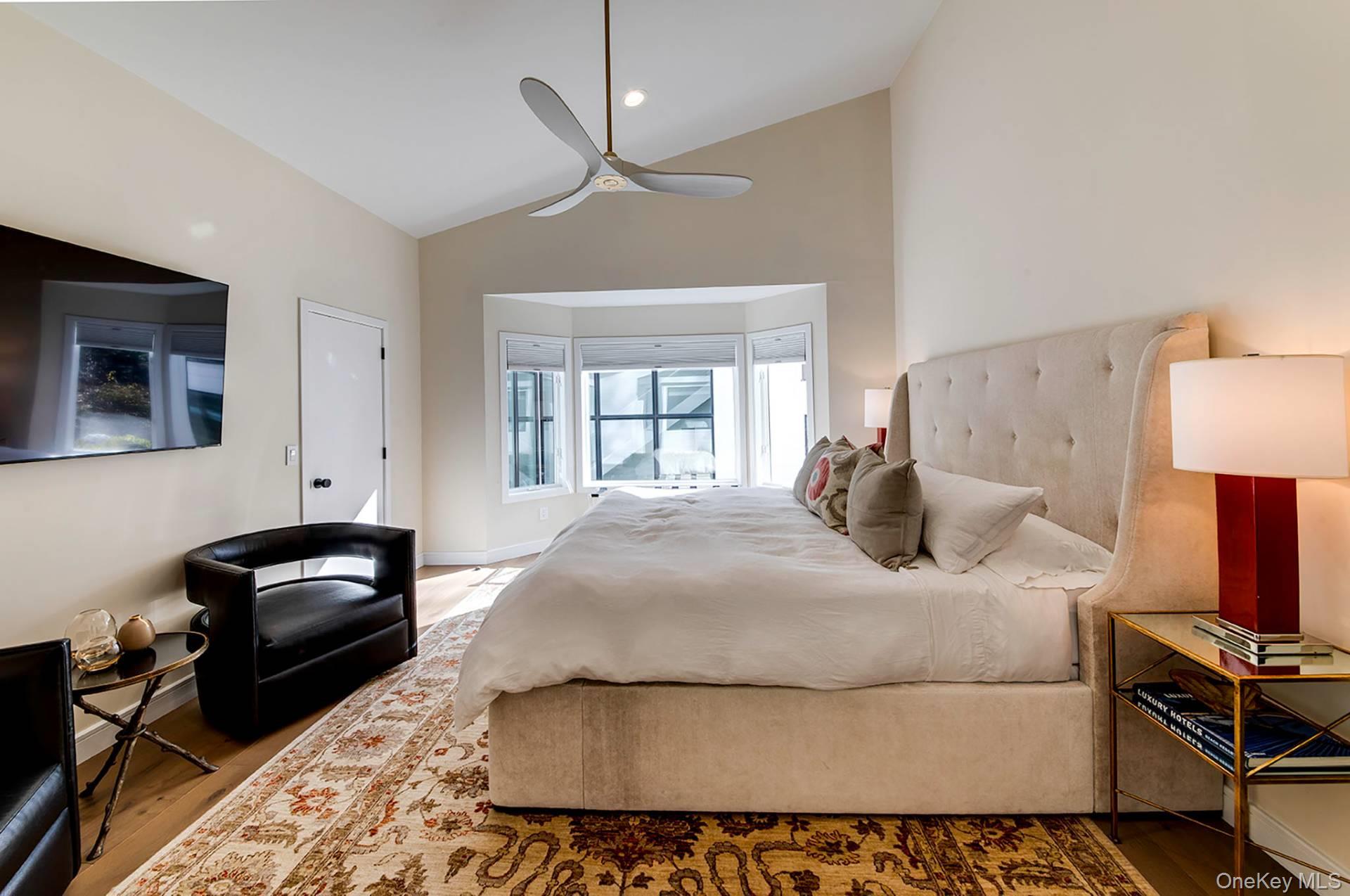 370 Stephen Hands Path, East Hampton, NY 11937