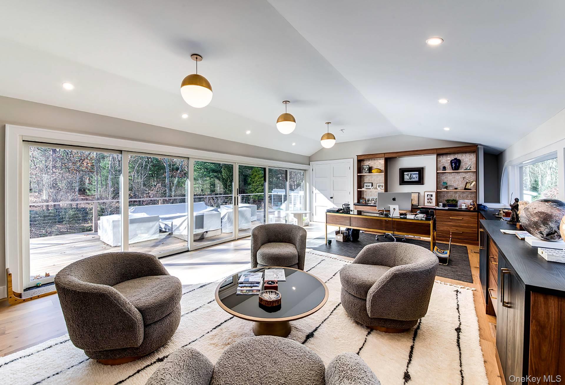 370 Stephen Hands Path, East Hampton, NY 11937