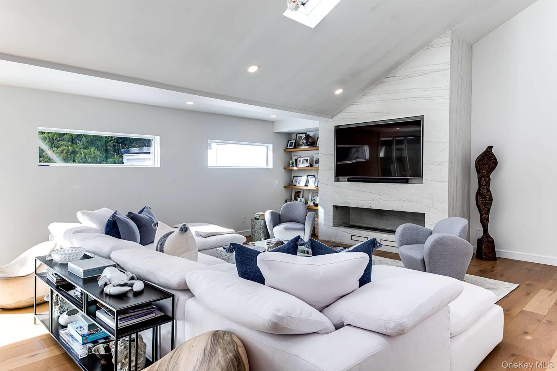 370 Stephen Hands Path, East Hampton, NY 11937