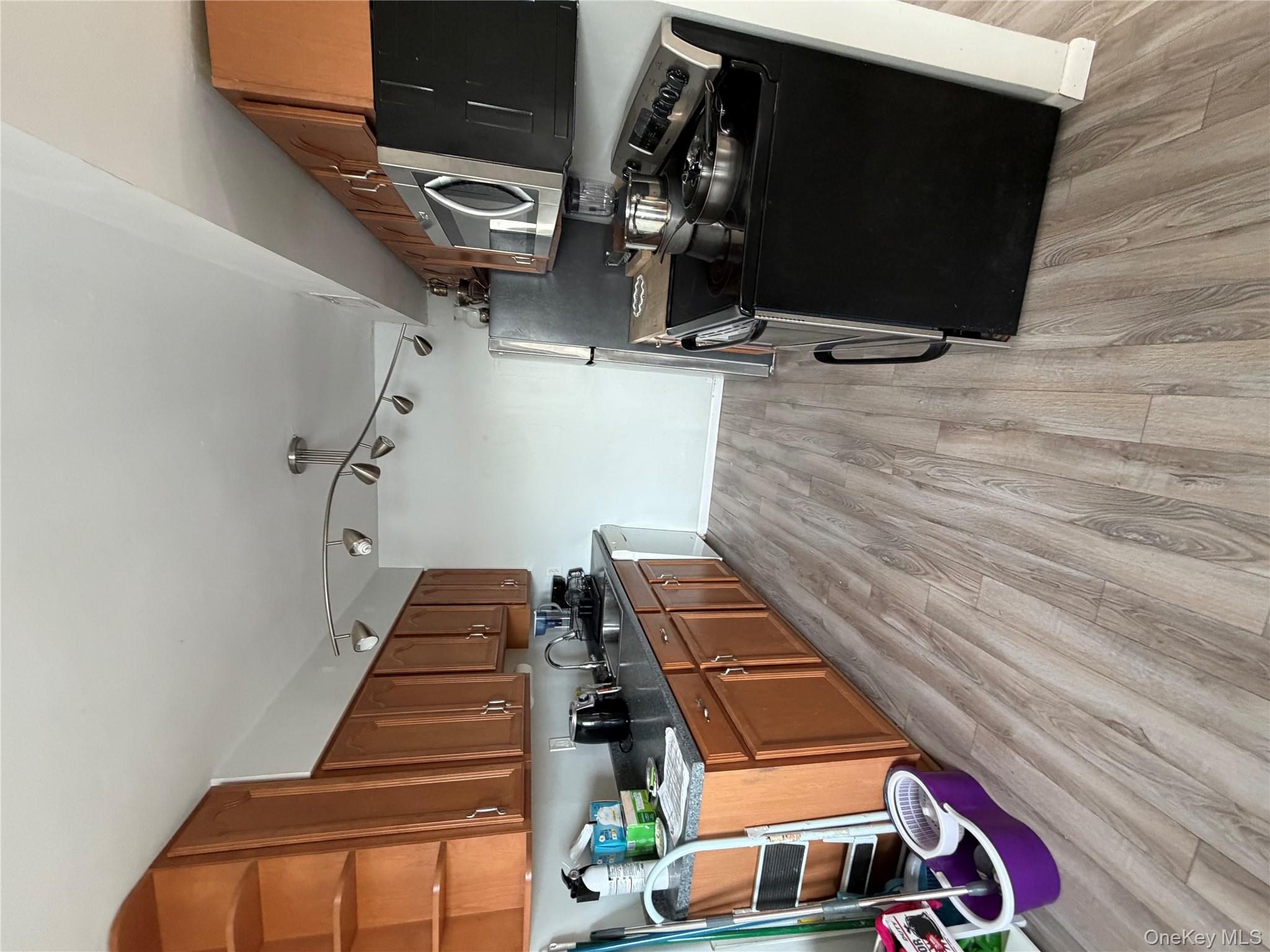 26 Cooper Road # 312, Poughkeepsie, NY 12603