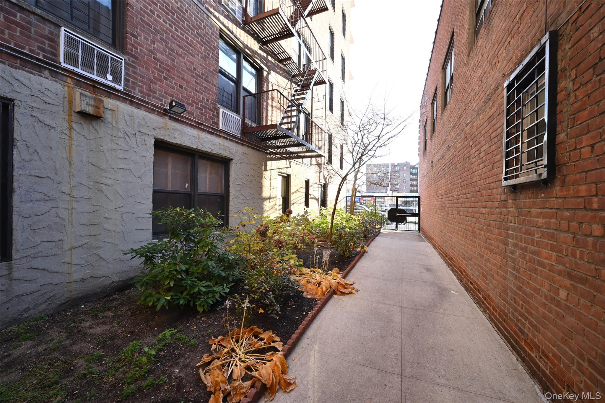 100-25 Queens Boulevard # 7M, Forest Hills, NY 11375