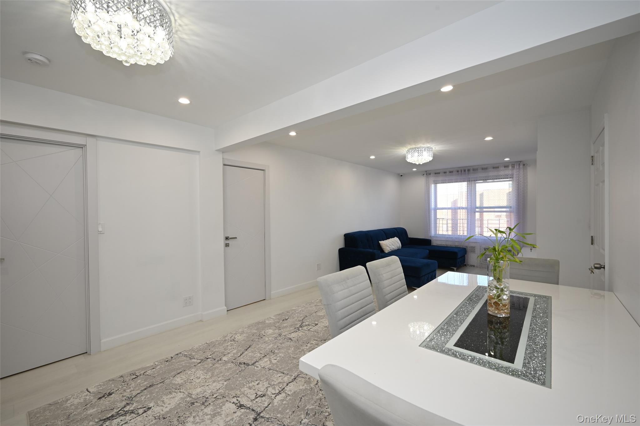 100-25 Queens Boulevard # 7M, Forest Hills, NY 11375