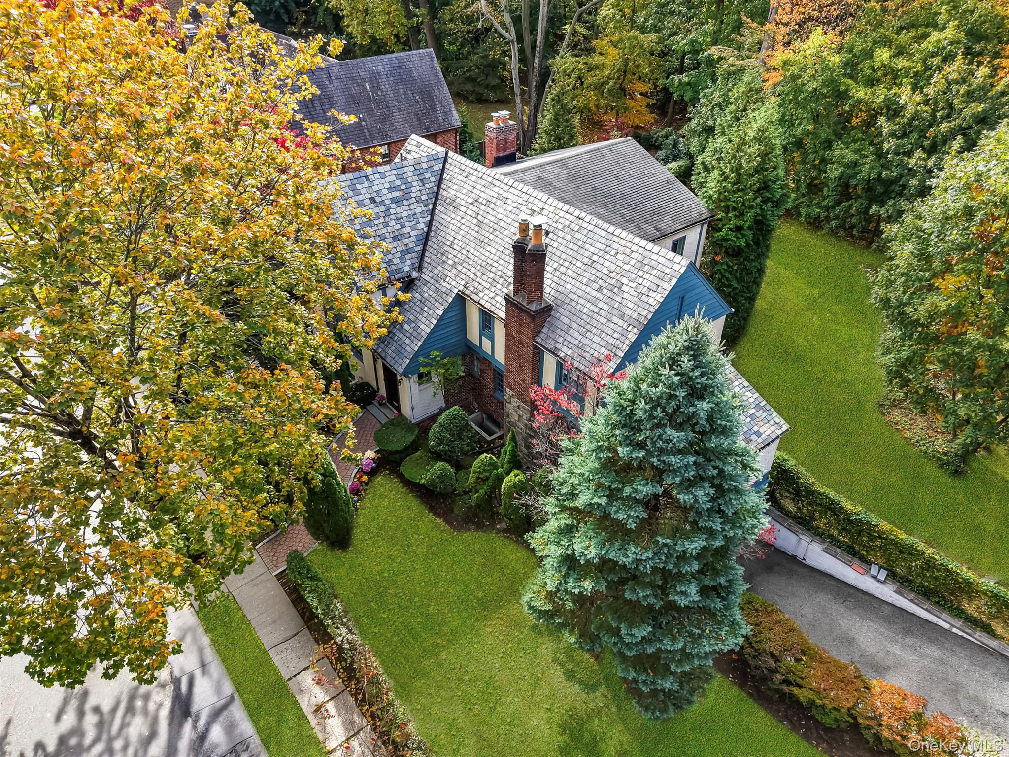 94 Parkway E, Mount Vernon, NY 10552