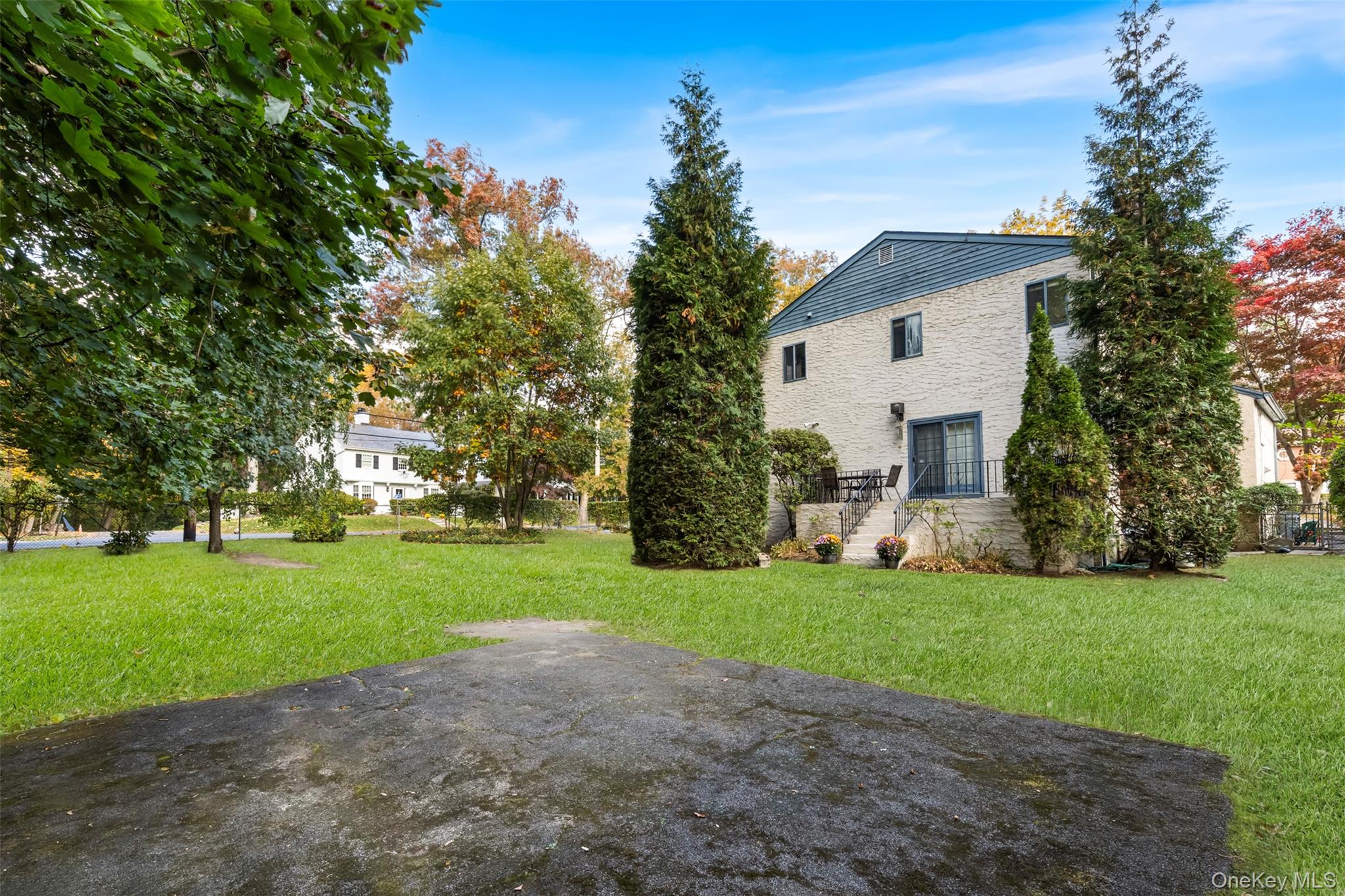 94 Parkway E, Mount Vernon, NY 10552