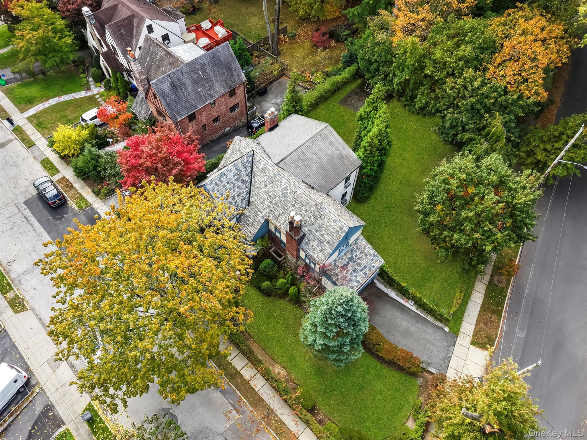 94 Parkway E, Mount Vernon, NY 10552