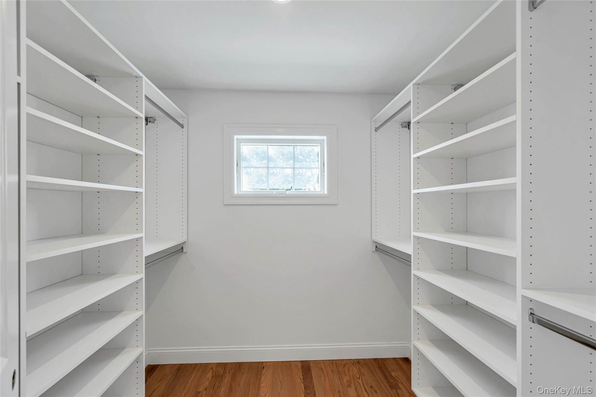 68 Caroline Street, Bethpage, NY 11714