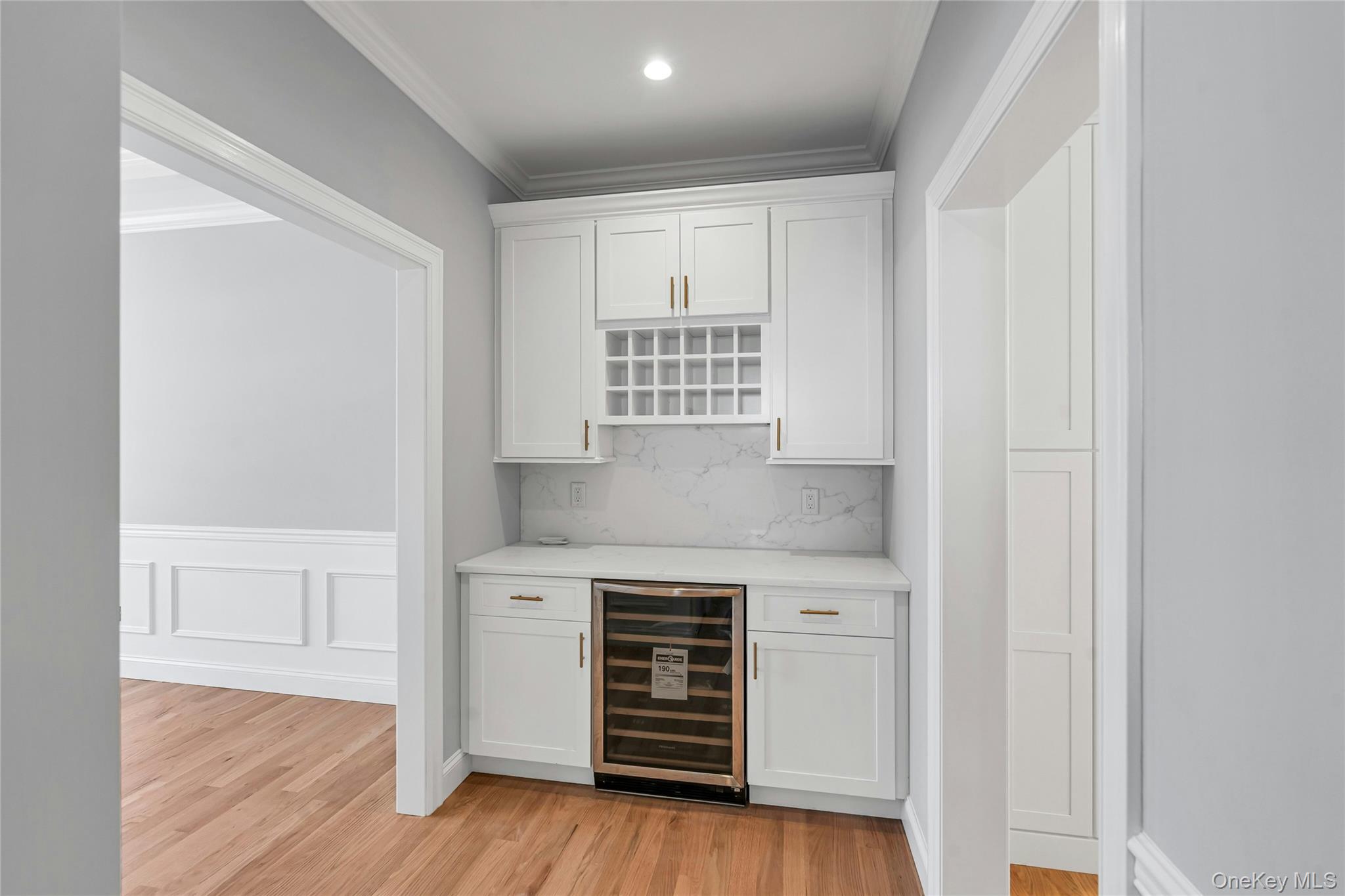 68 Caroline Street, Bethpage, NY 11714