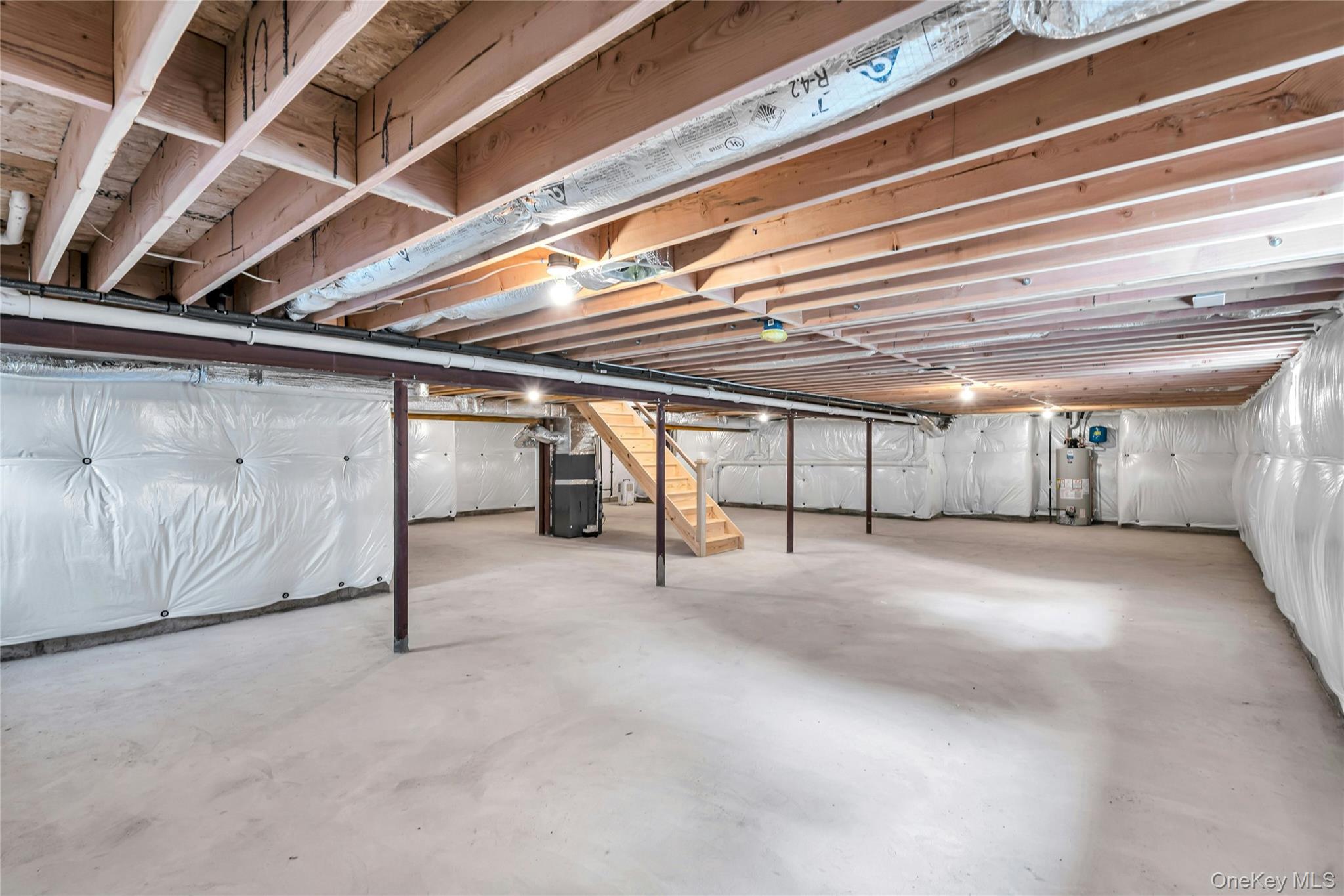 68 Caroline Street, Bethpage, NY 11714