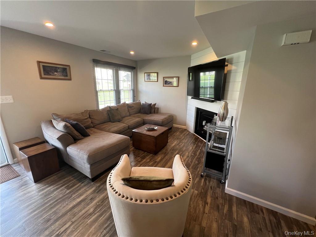 3603 Whispering Hills, Chester, NY 10918