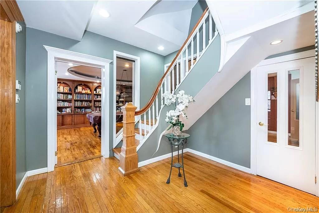 610 City Island Avenue, Bronx, NY 10464