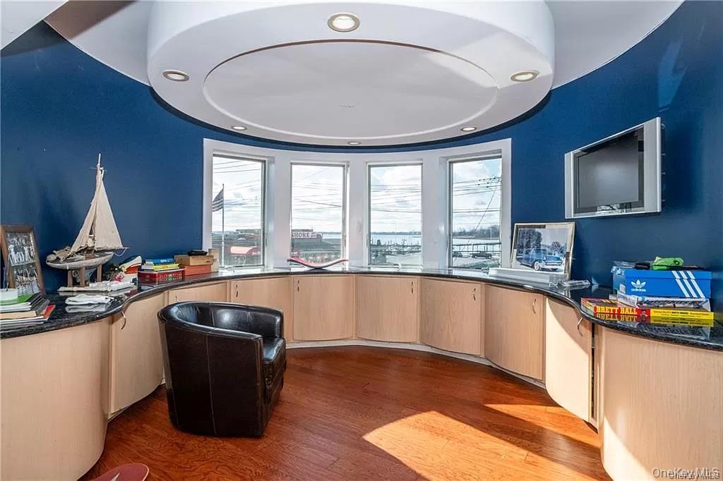 610 City Island Avenue, Bronx, NY 10464