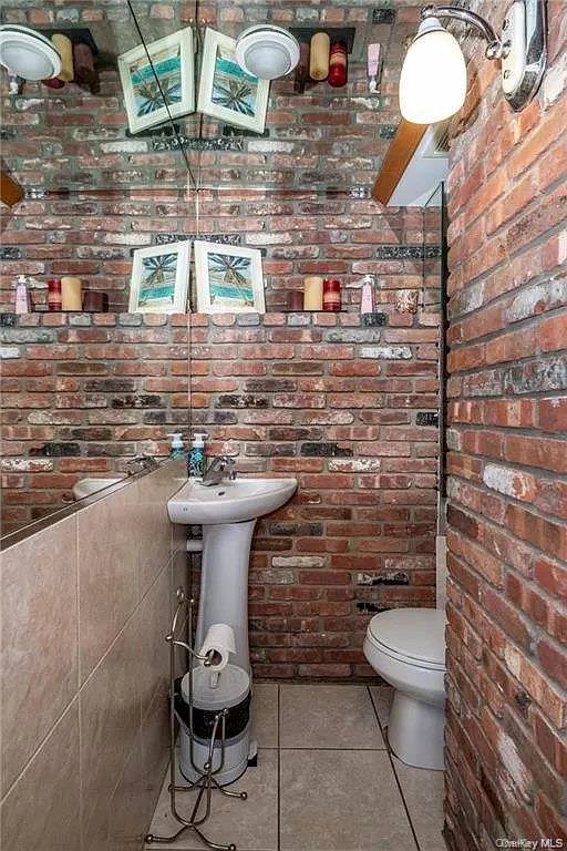 610 City Island Avenue, Bronx, NY 10464