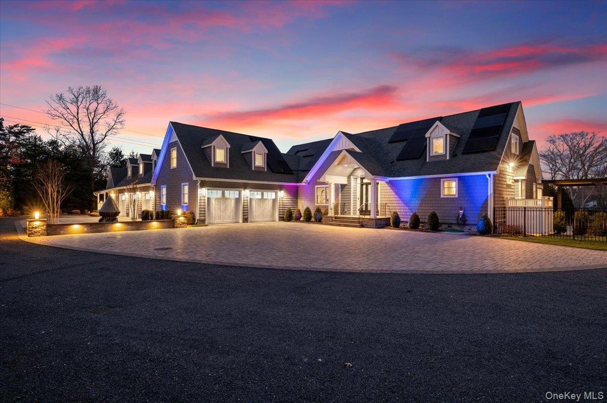 19 W Tiana Road, Hampton Bays, NY 11946