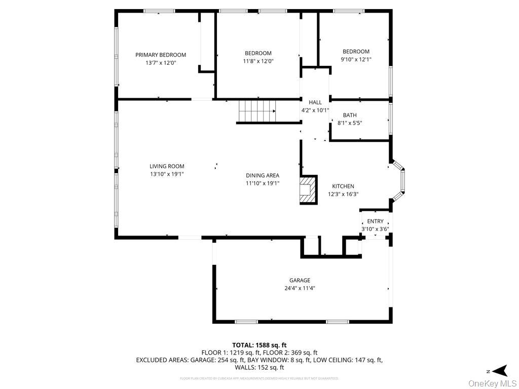 9 Redwood Lane, Levittown, NY 11756