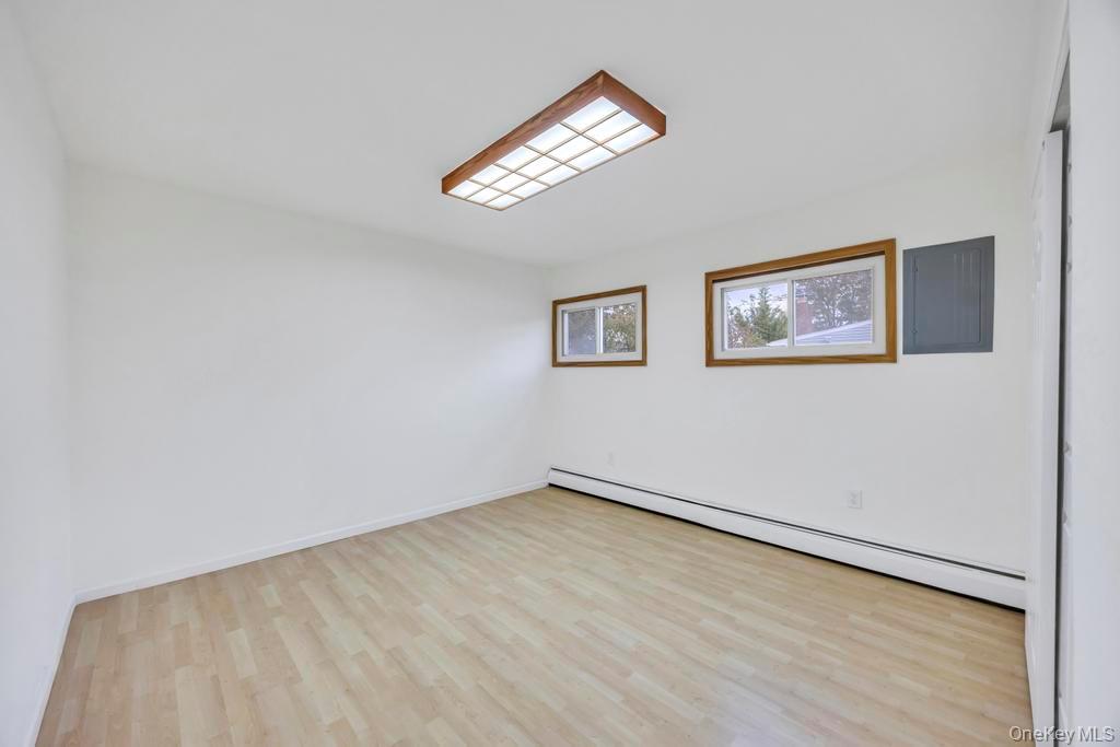 9 Redwood Lane, Levittown, NY 11756