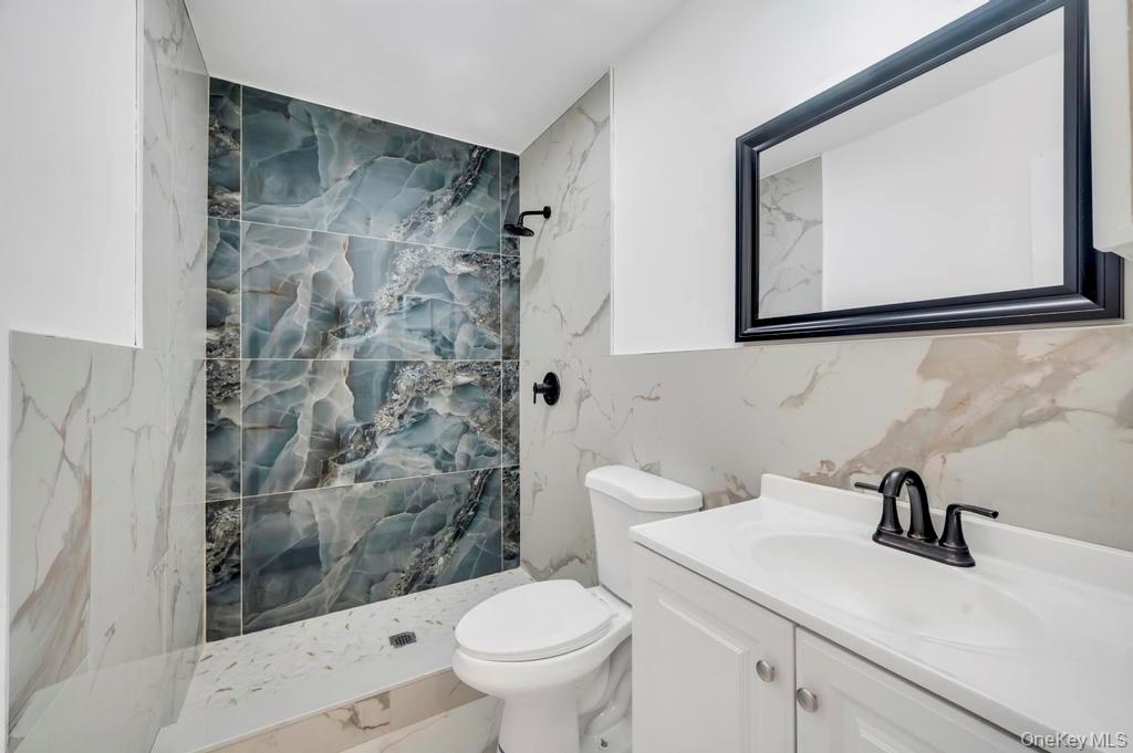 468 Ferndale Boulevard, Islip, NY 11751