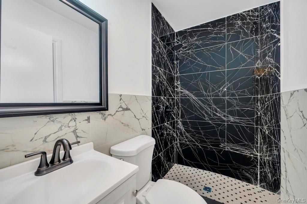 468 Ferndale Boulevard, Islip, NY 11751