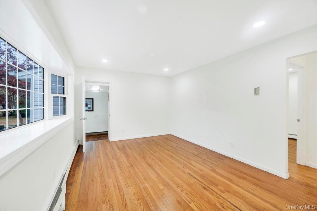 468 Ferndale Boulevard, Islip, NY 11751