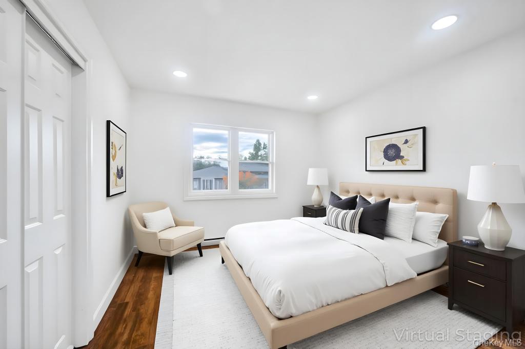 33 Eastfield Lane, Melville, NY 11747