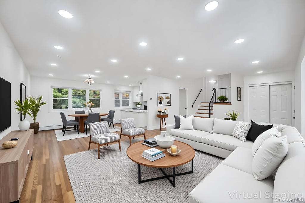 33 Eastfield Lane, Melville, NY 11747