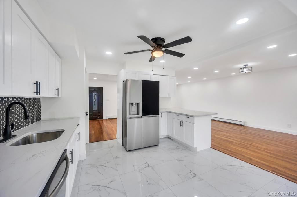 33 Eastfield Lane, Melville, NY 11747