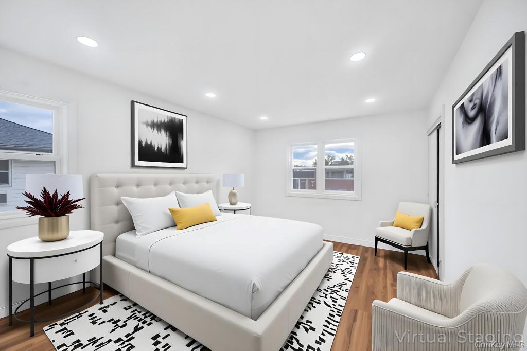 33 Eastfield Lane, Melville, NY 11747