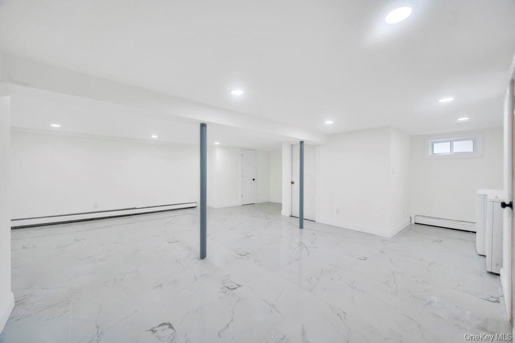 33 Eastfield Lane, Melville, NY 11747