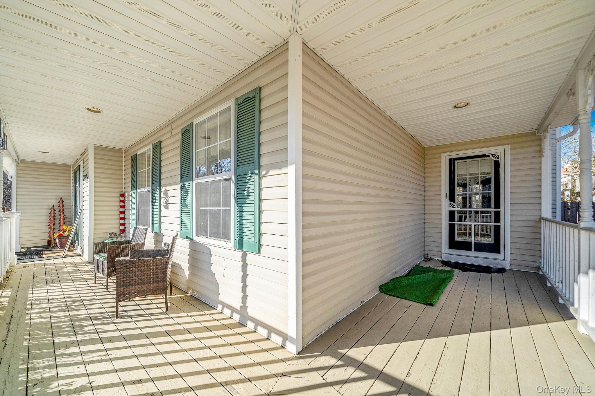 9 Minto Court, Centereach, NY 11720