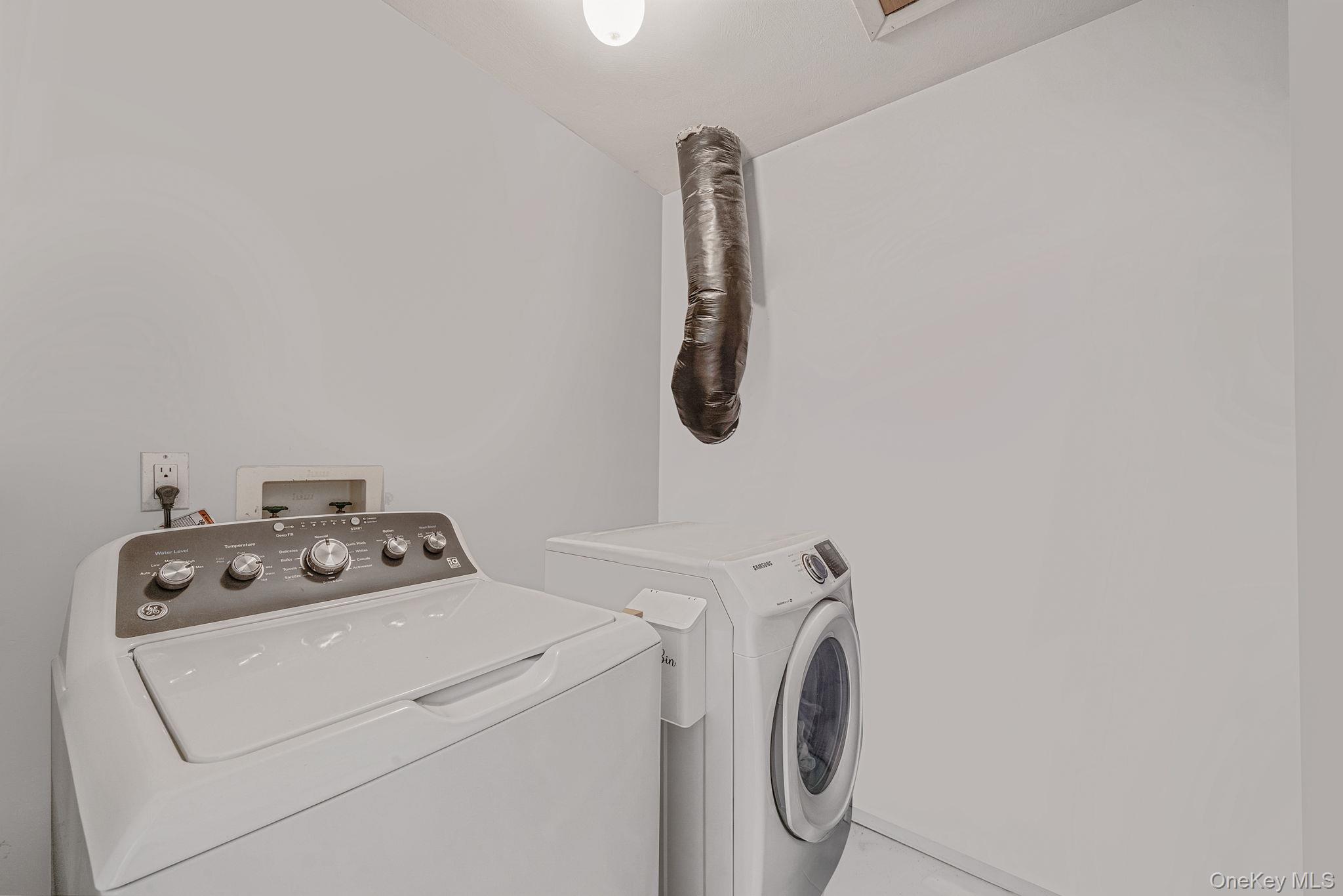 9 Minto Court, Centereach, NY 11720