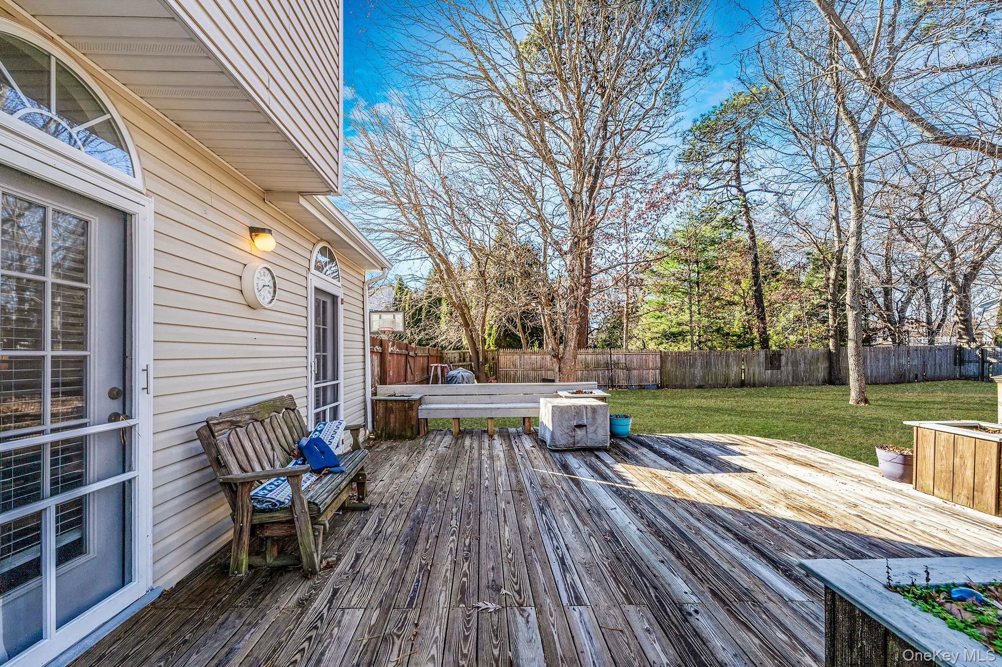 9 Minto Court, Centereach, NY 11720