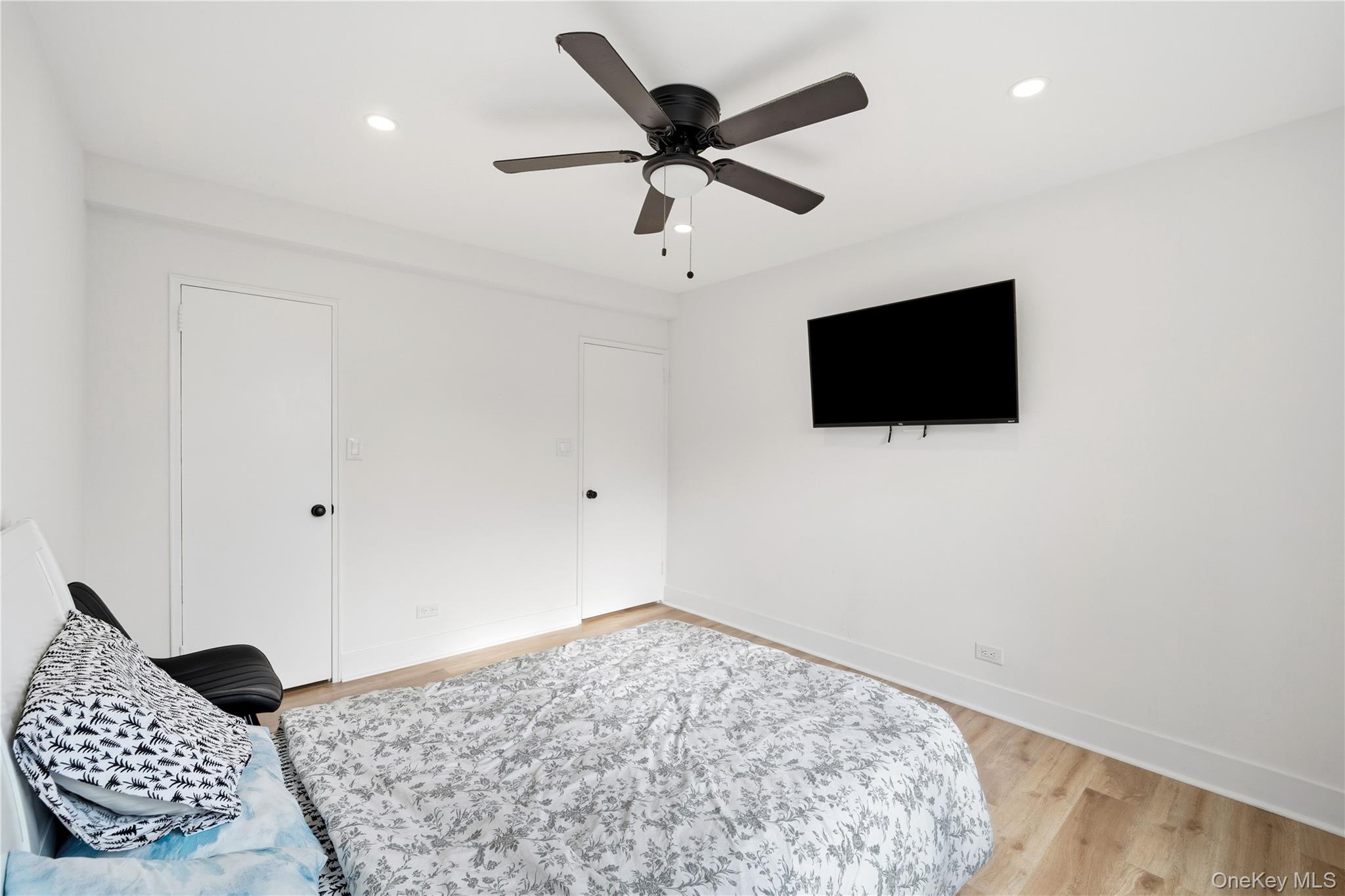 226-26 Union Turnpike # 1R, Bayside, NY 11364