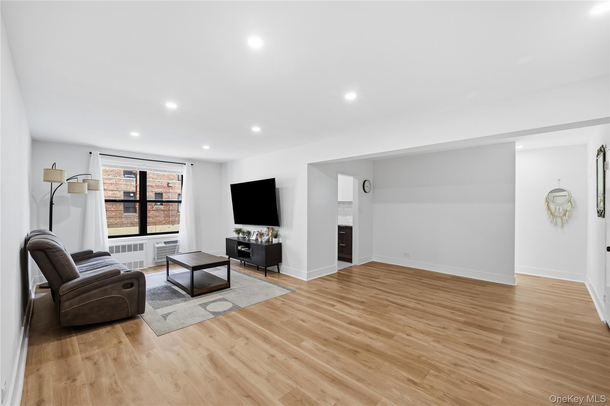 226-26 Union Turnpike # 1R, Bayside, NY 11364