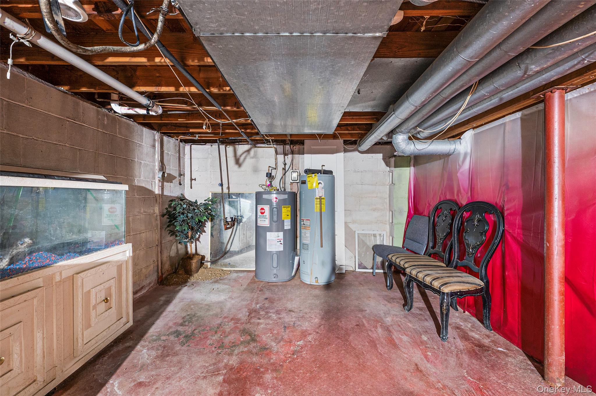 3 Poplar Road, Amityville, NY 11701