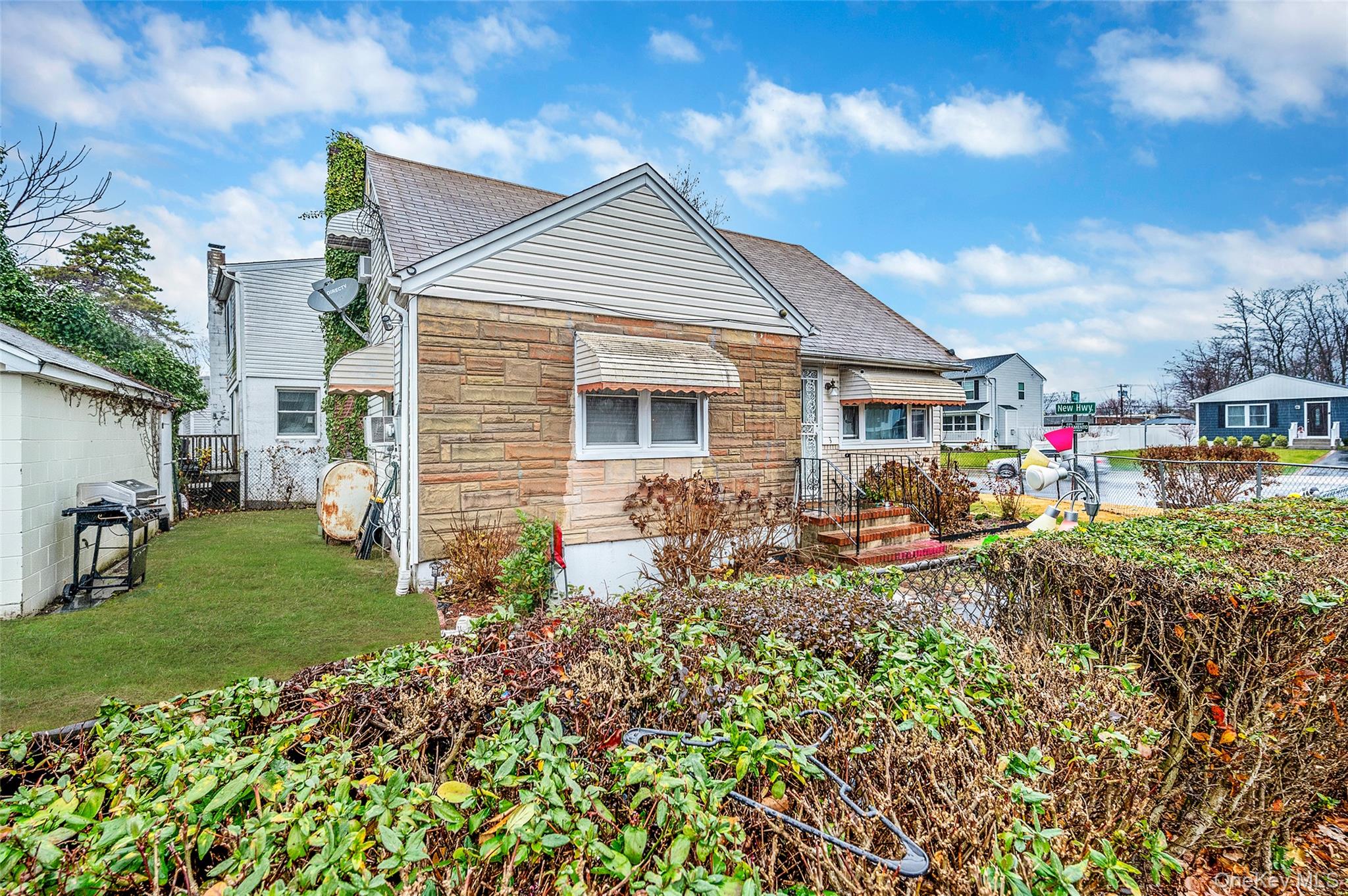 3 Poplar Road, Amityville, NY 11701