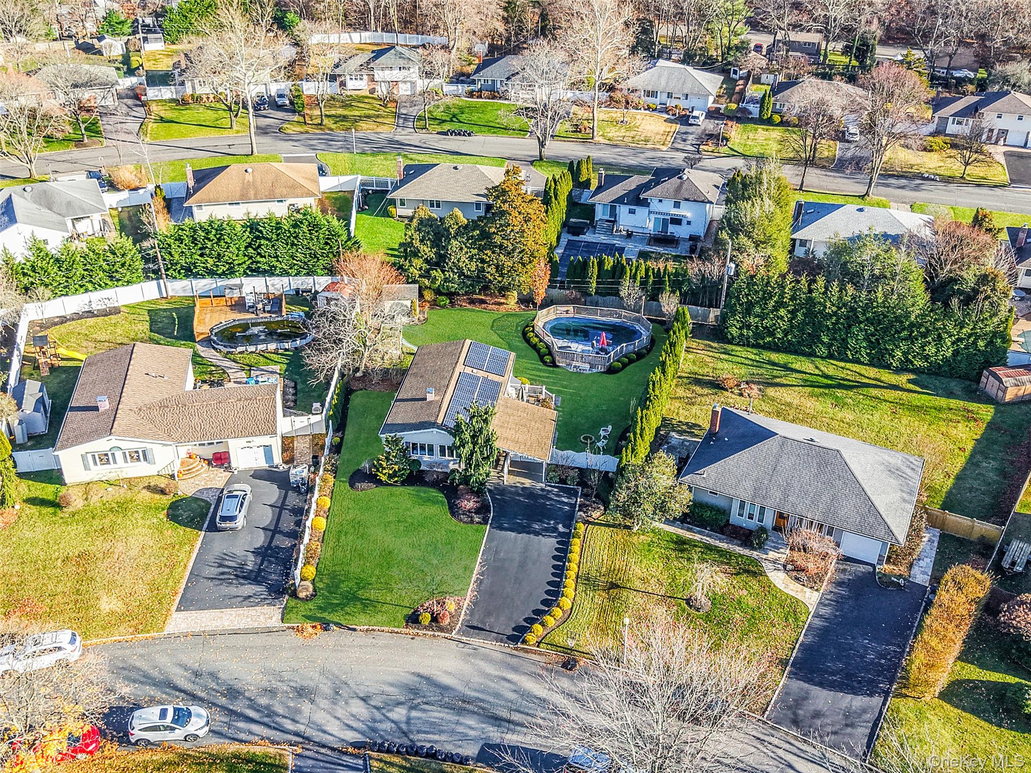 15 Penn Drive, Smithtown, NY 11787