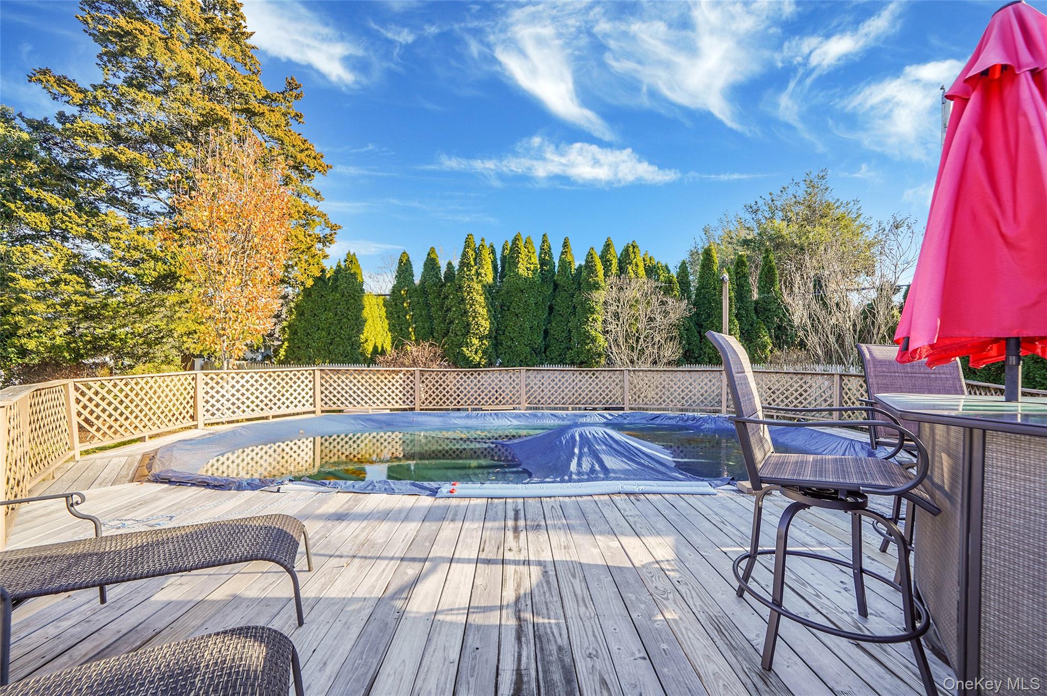 15 Penn Drive, Smithtown, NY 11787